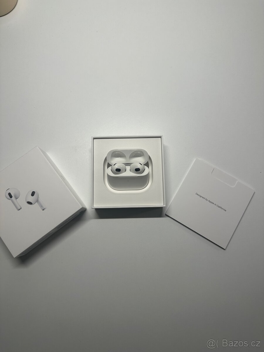 Prodám Apple AirPods (3. generace)