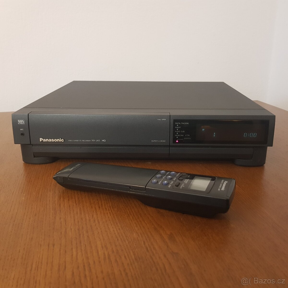 Videorekordér Panasonic NV - J45EE