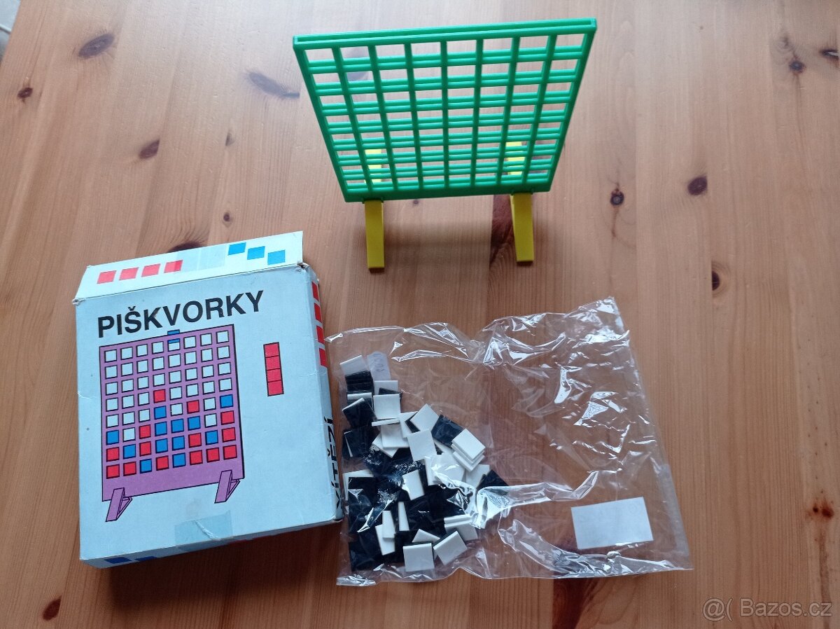 Retro hra Piškvorky VD Maják