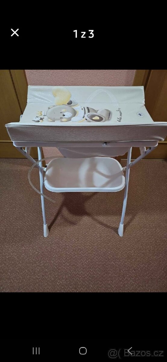 Přebalovací pult s vaničkou