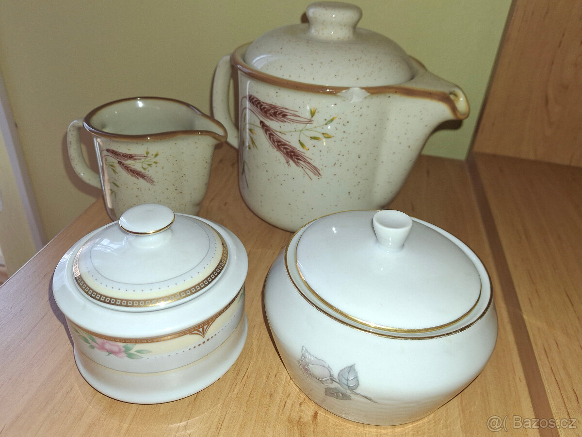 Keramické nádobí + Dekorační talíř + Retro hrníčky