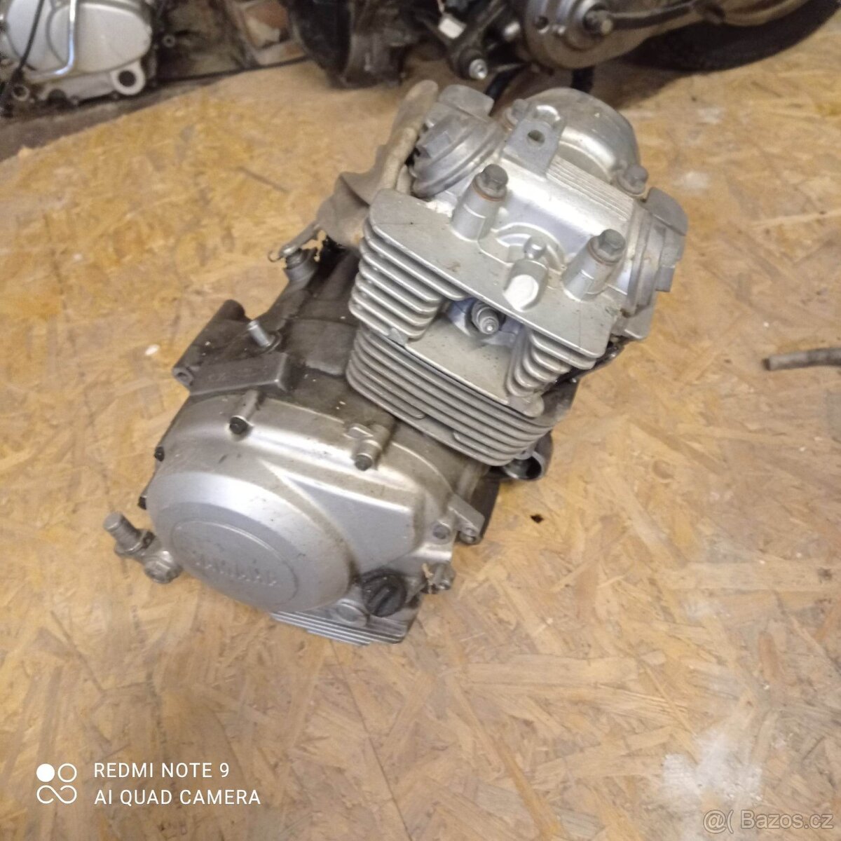 Yamaha XT125 Supermoto - motor PRODANÝ
