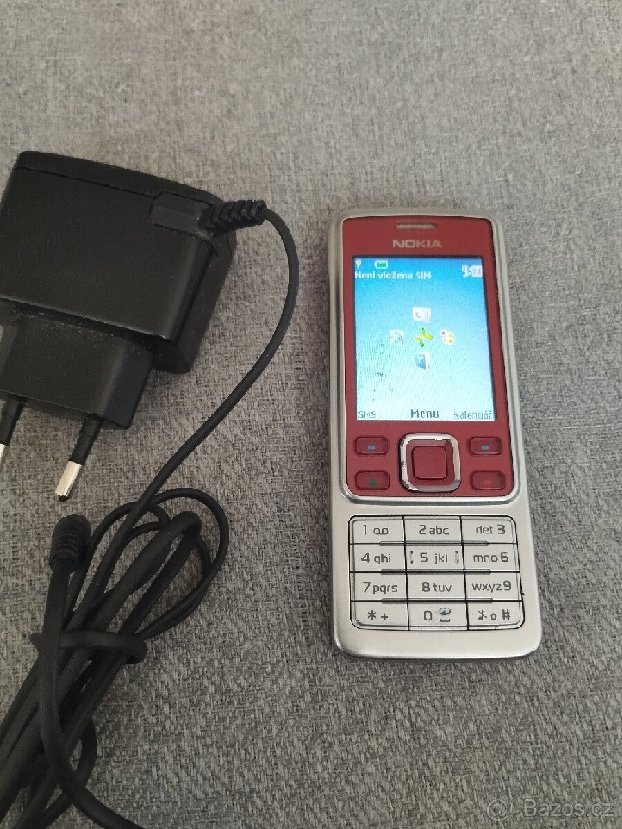 Nokia 6300 červená retro mobilní telefon