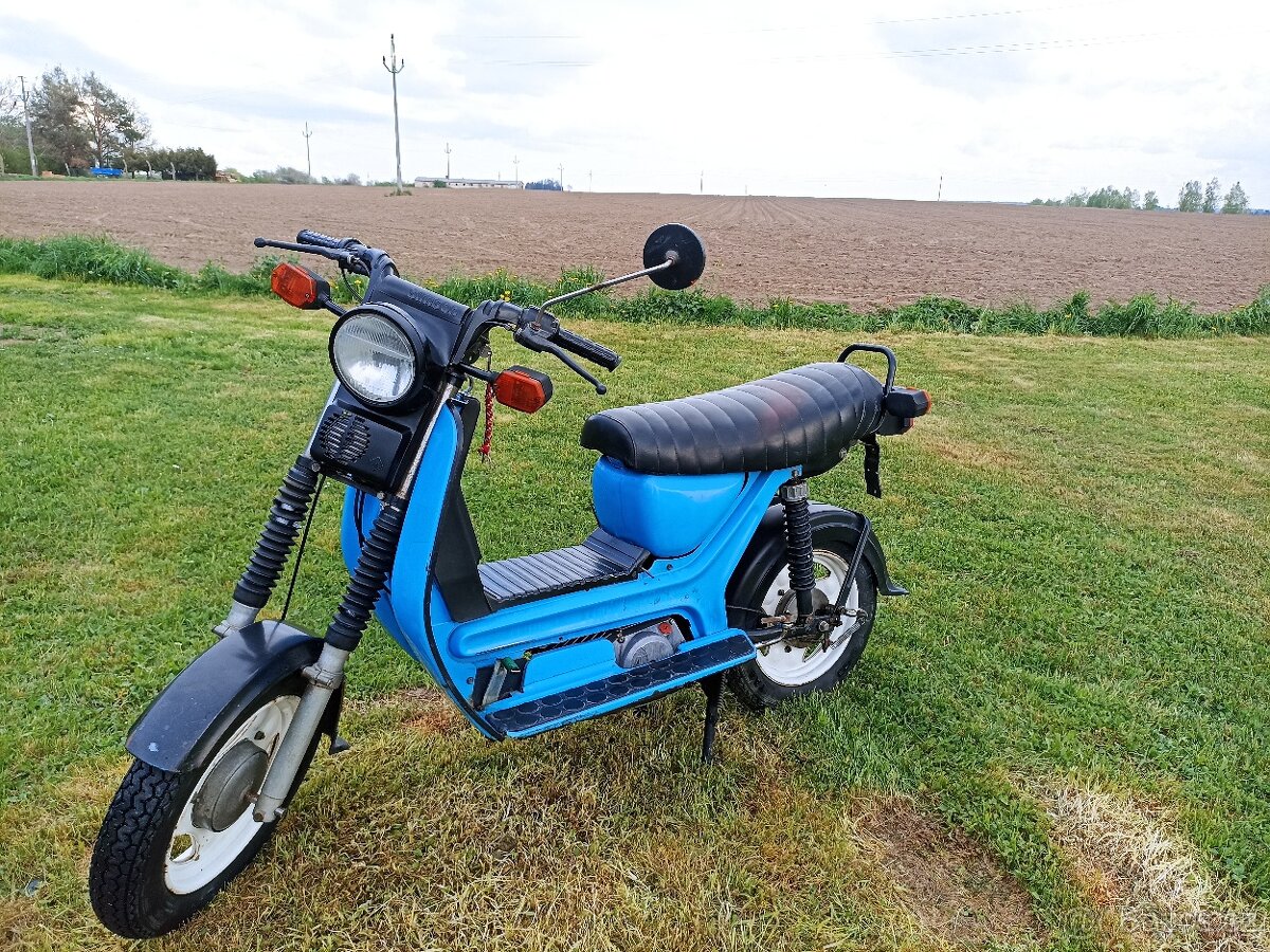 Simson skútr 50 ,rok 1989,STK nová ,s tp