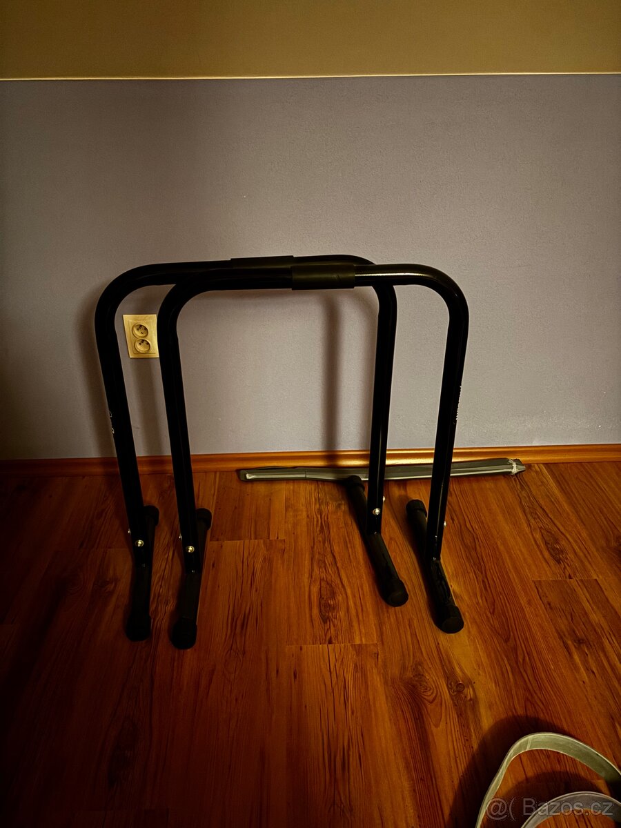 Bradla GymBeam DIP II