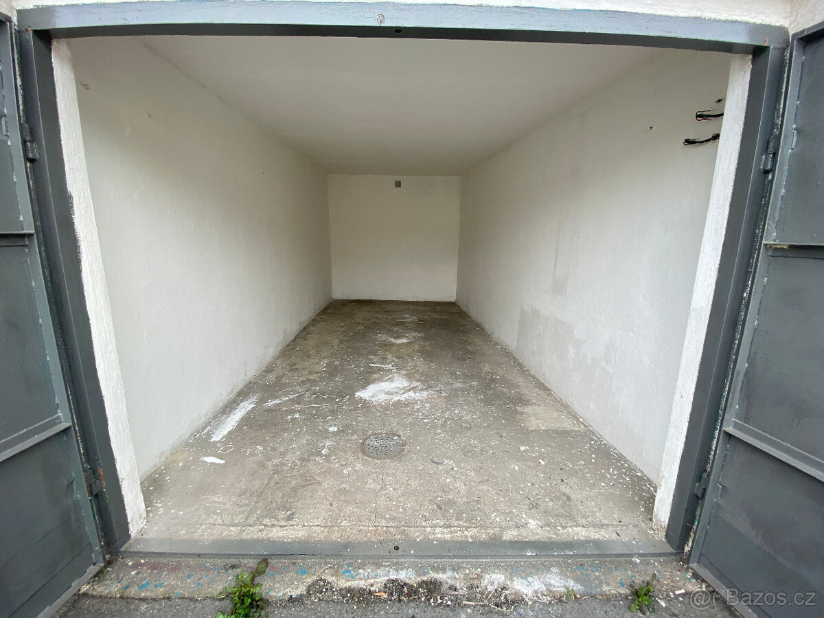Pronájem garáže 18 m²