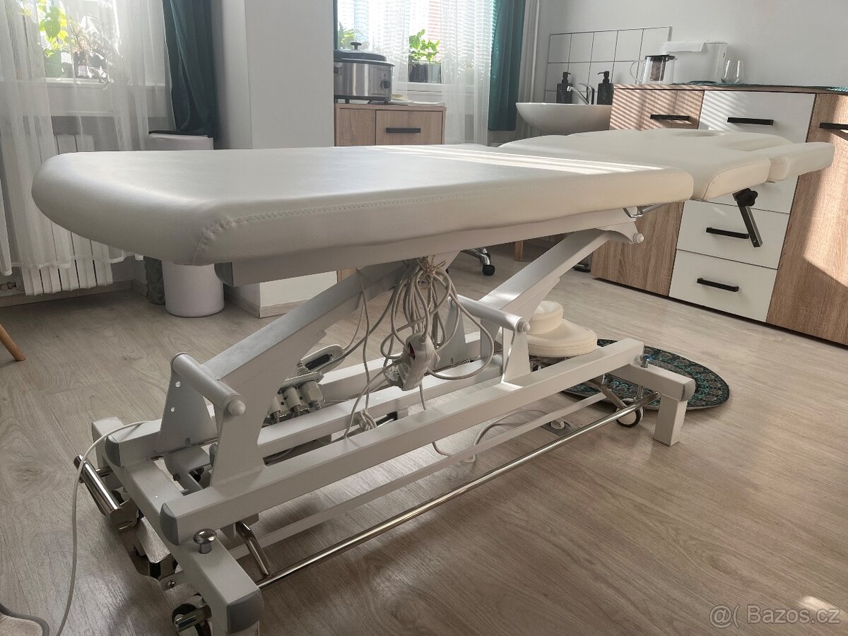 Nabízím nové masážní lehátko – plně elektrické