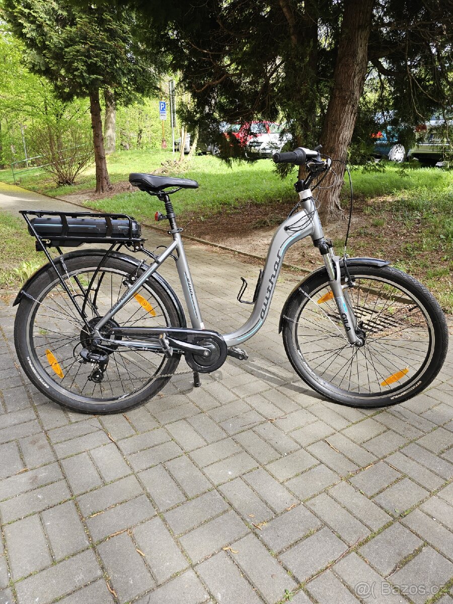 Author Elan 2020, nájezd 196km