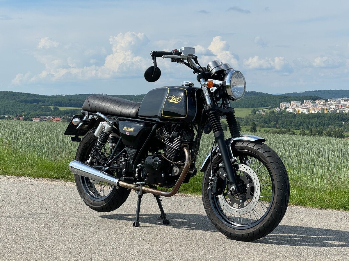 MASH Black Seven 125 2020