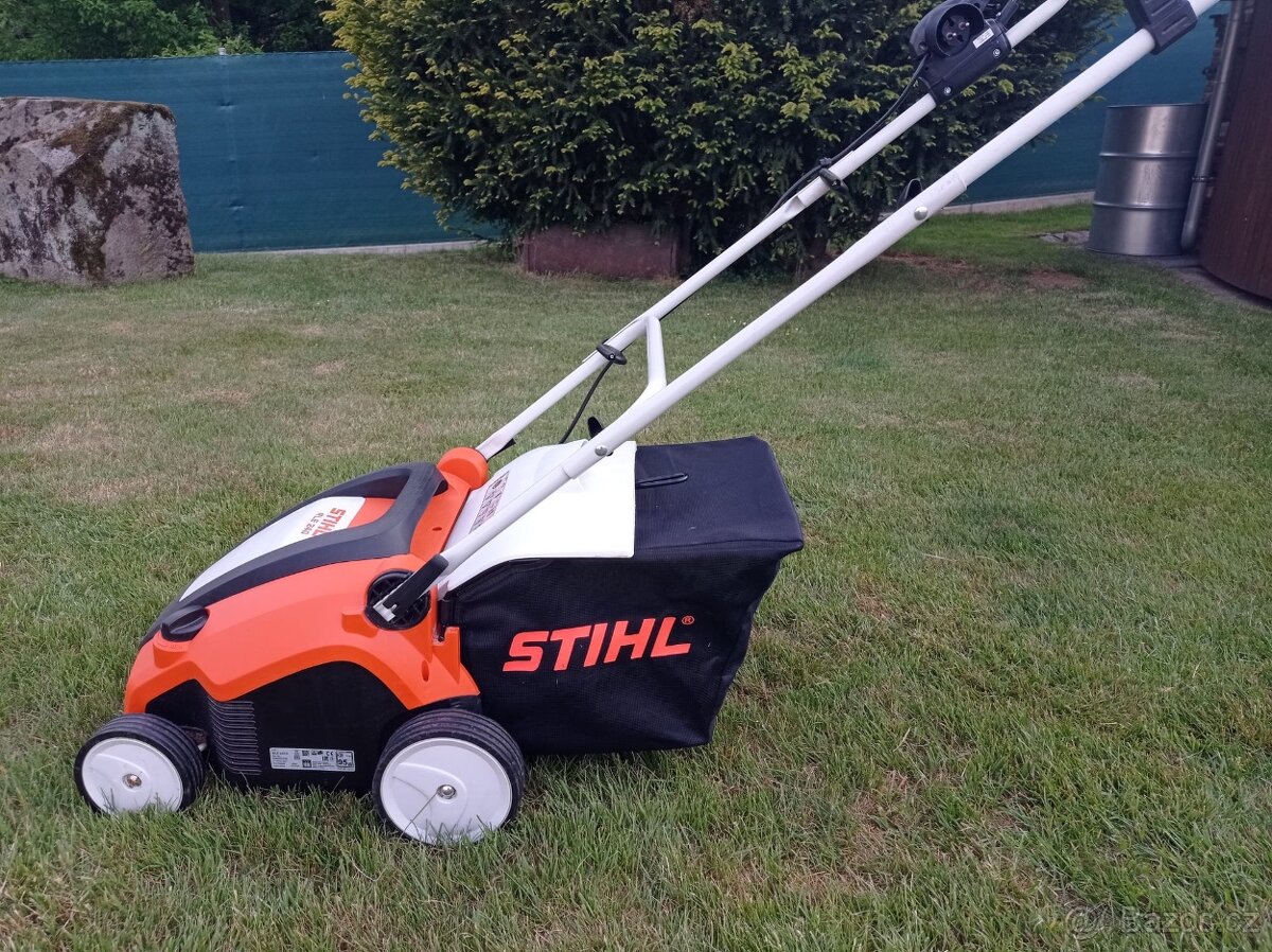 travní provzdušnovač vertikutátor Stihl RLE 240