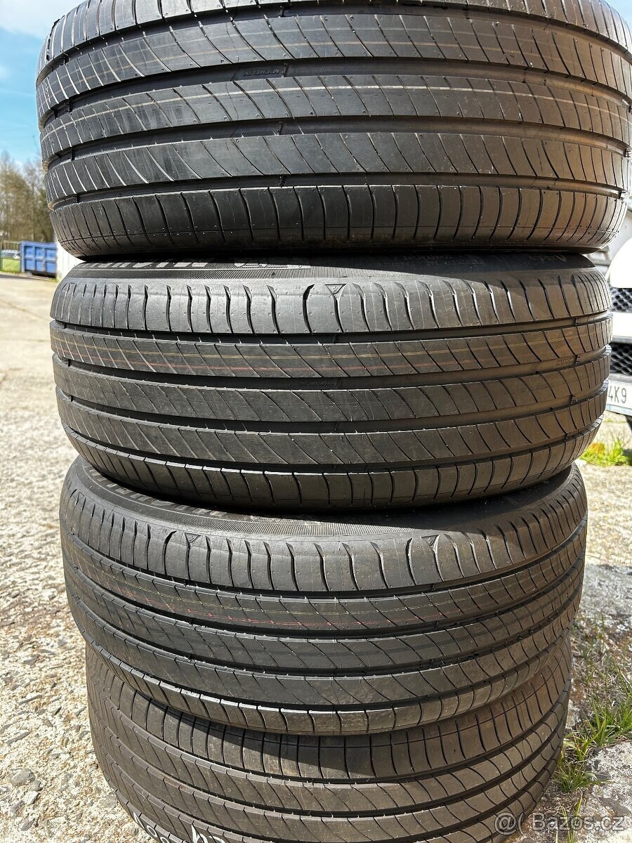 Letní pneu 225/45/17