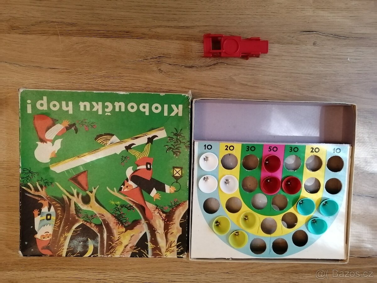 retro hra KLOBOUČKU HOP