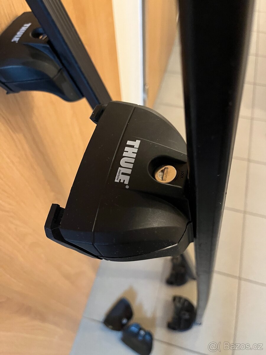 Střešní nosič Thule na HONDA Civic Tourer 5-dr Combi