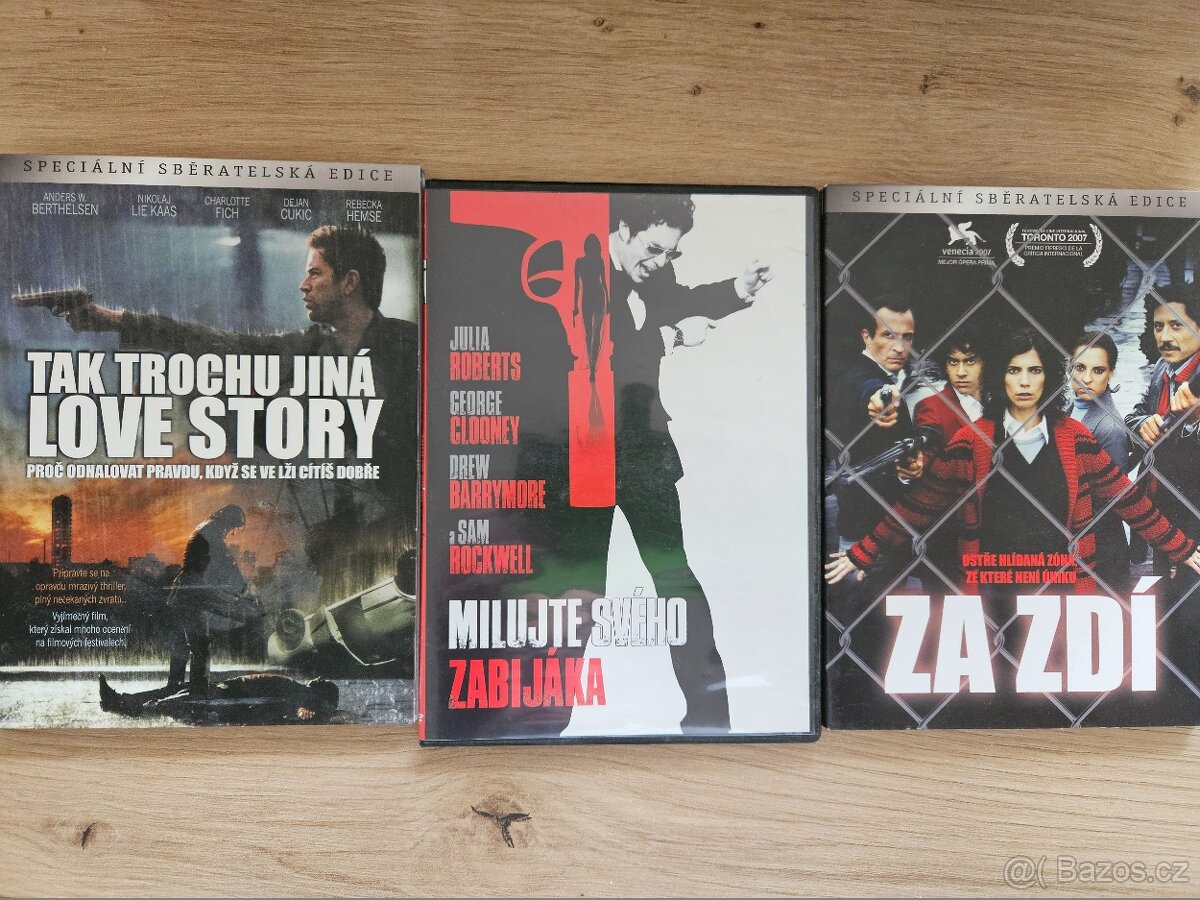 Tři DVD