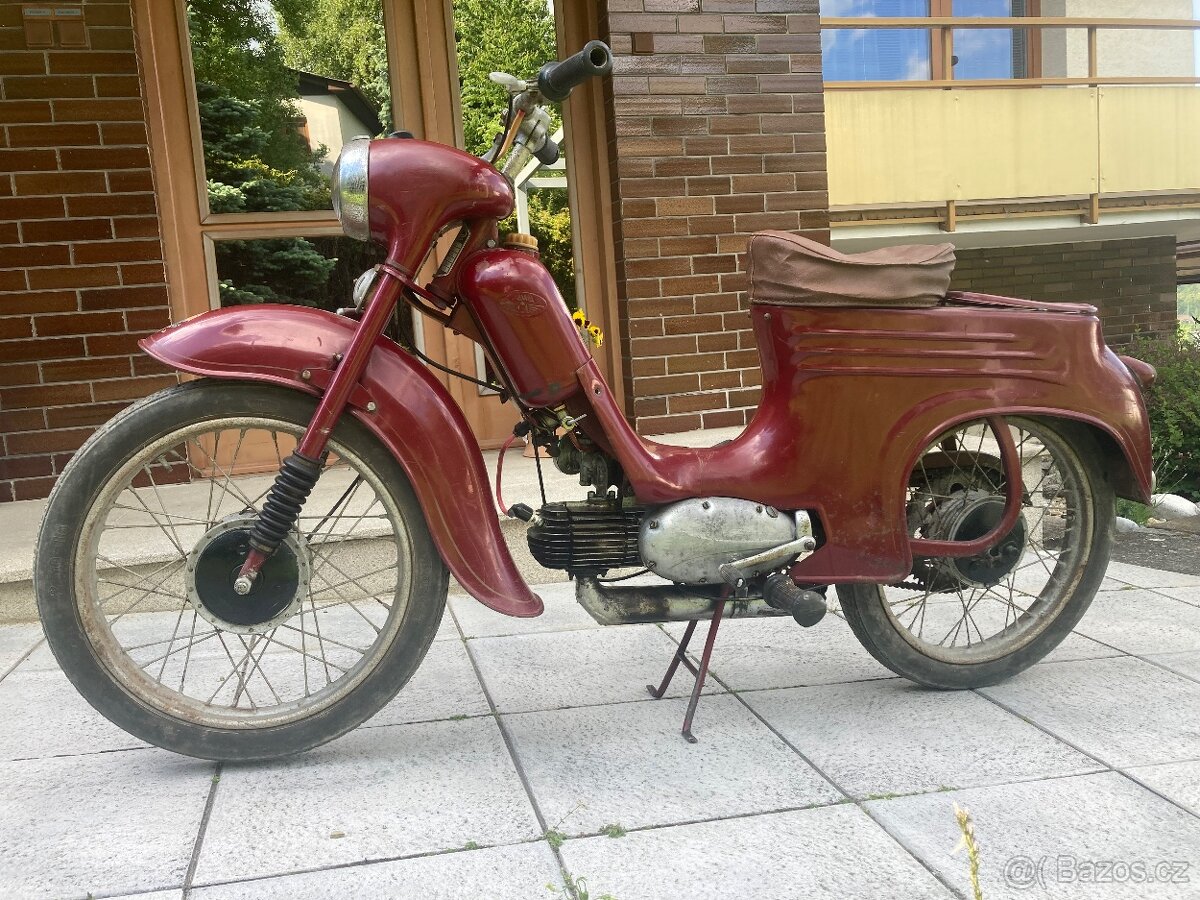 Jawa 50 typ 555