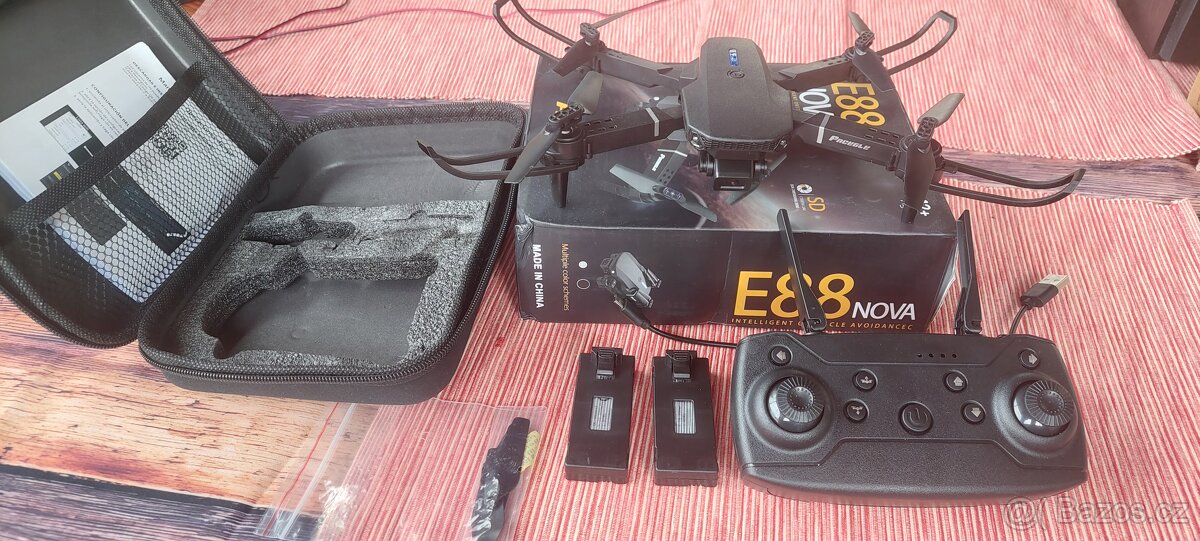 Dron E88 NOVA