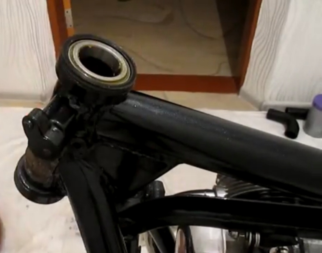 Kuželikove ložiska krků řízení SSW055 ložiska motoru převodo