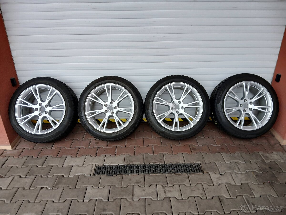 TESLA Y ORIGO ALU R19 pneu 255/45 R19