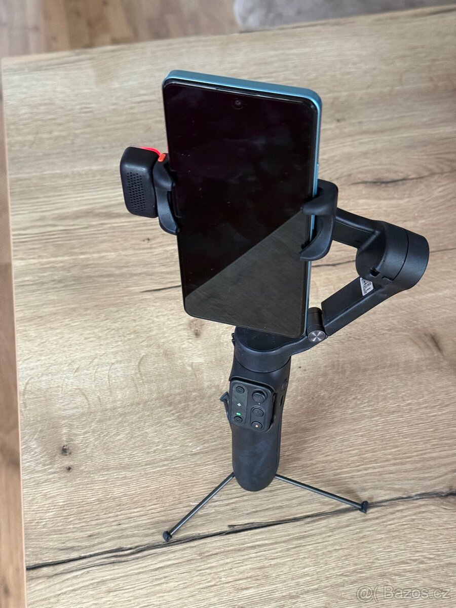 Stabilizátor Hohem iSteady V3 černý