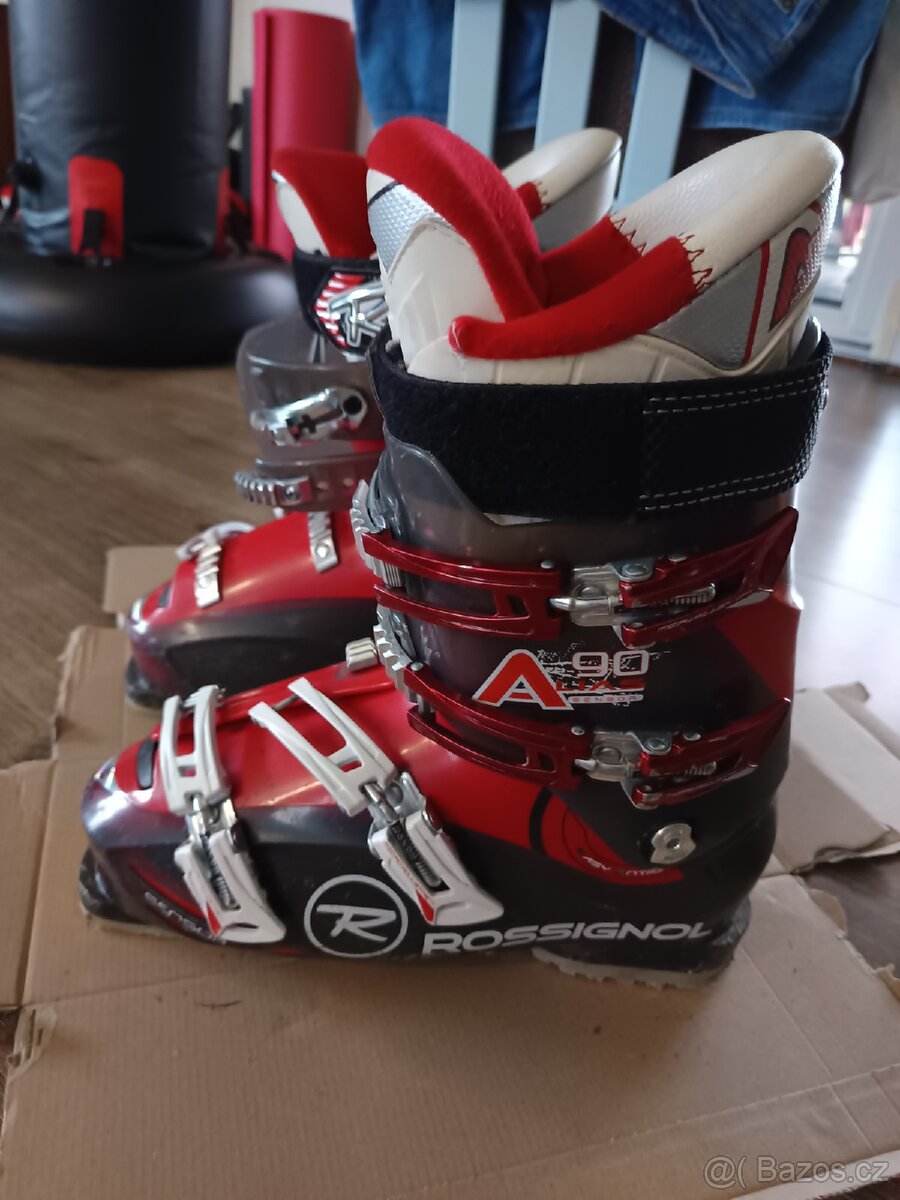 Prodám lyžařské boty vel. 41