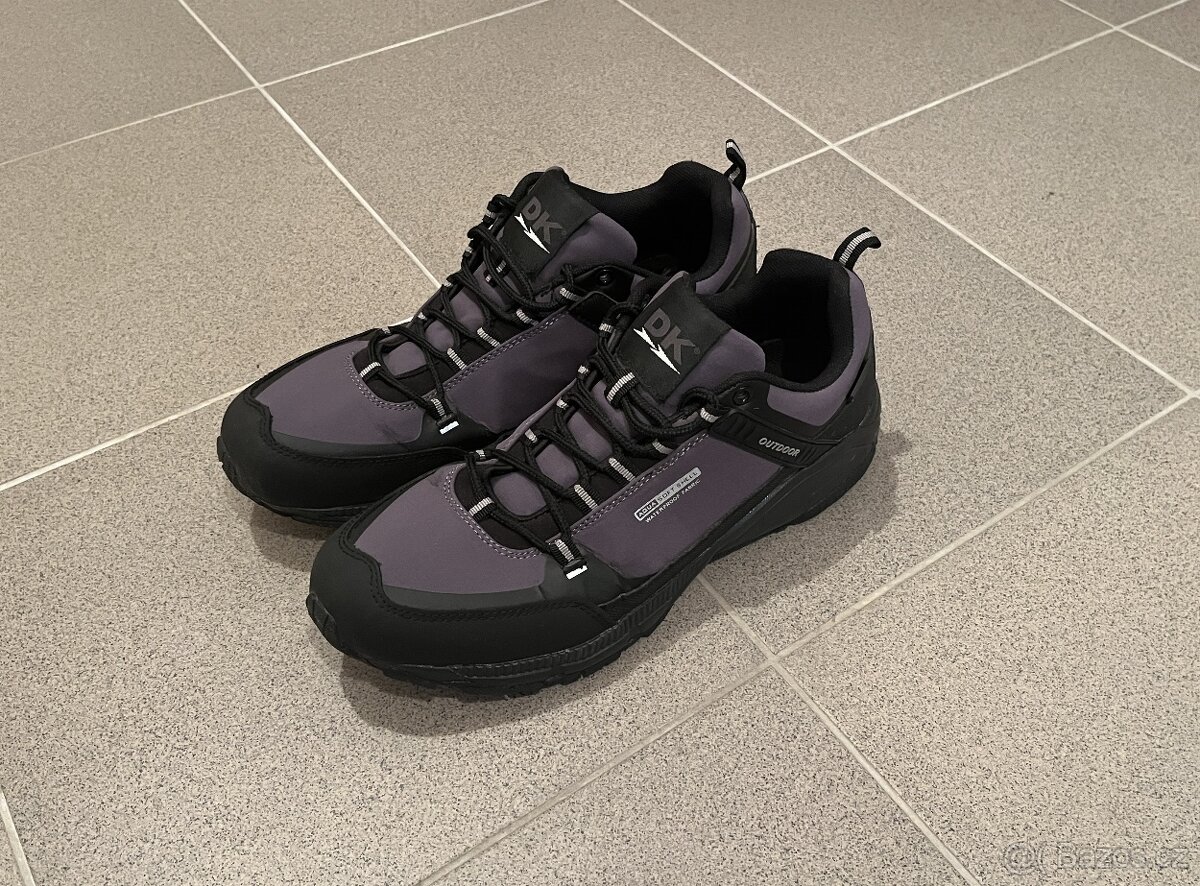 Trekové boty, vel. 43