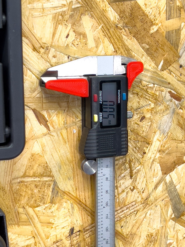 Držiak na stenu pre kovové Parkside posuvné meradlo