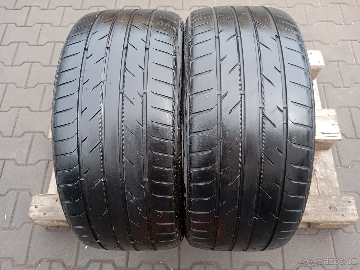 245/35/20 letní pneu achilles