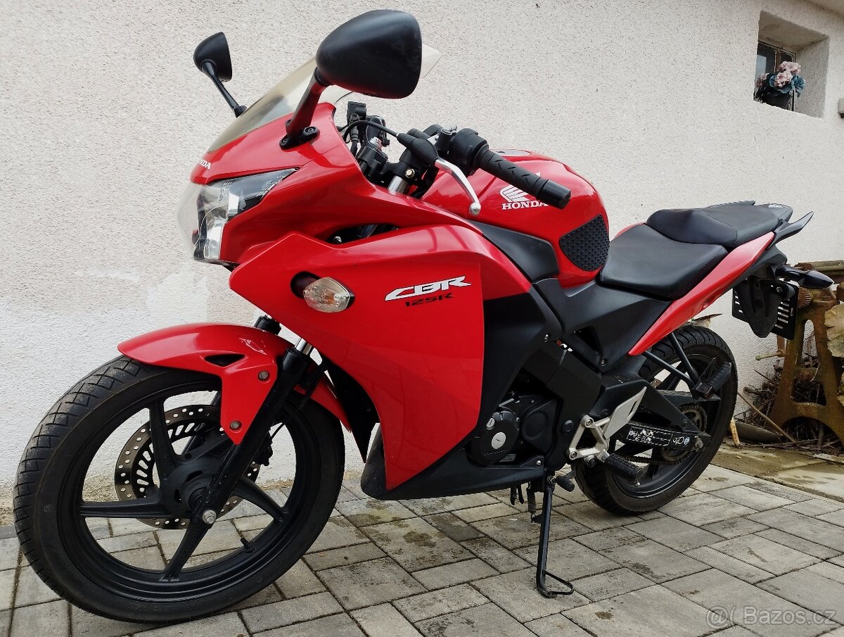 Honda cbr125r