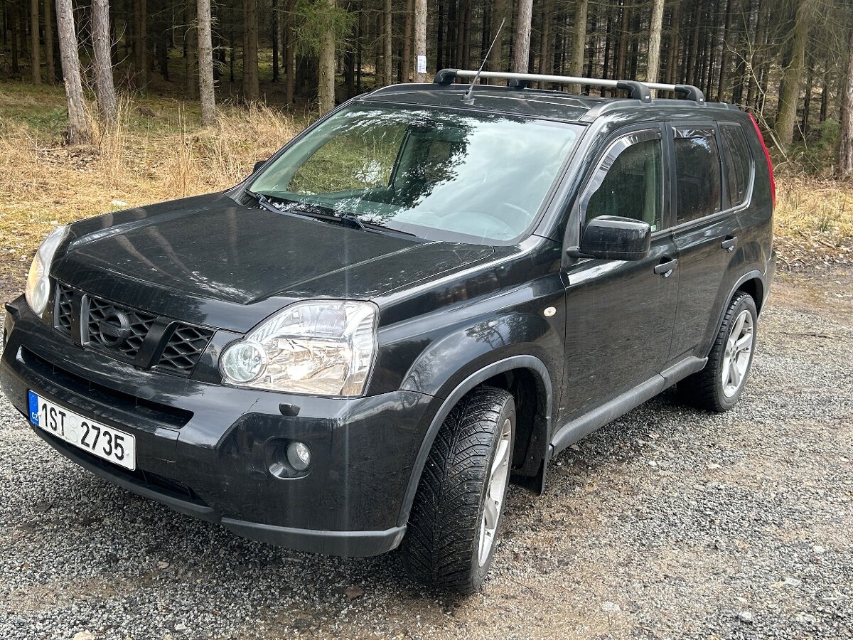Nissan x-trail. Automat