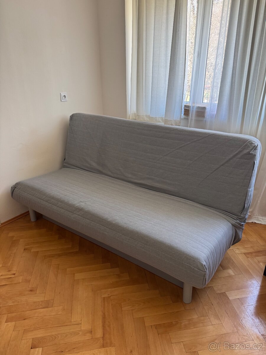 POSTEL-ROZKLÁDACÍ GAUČ + MATRACE