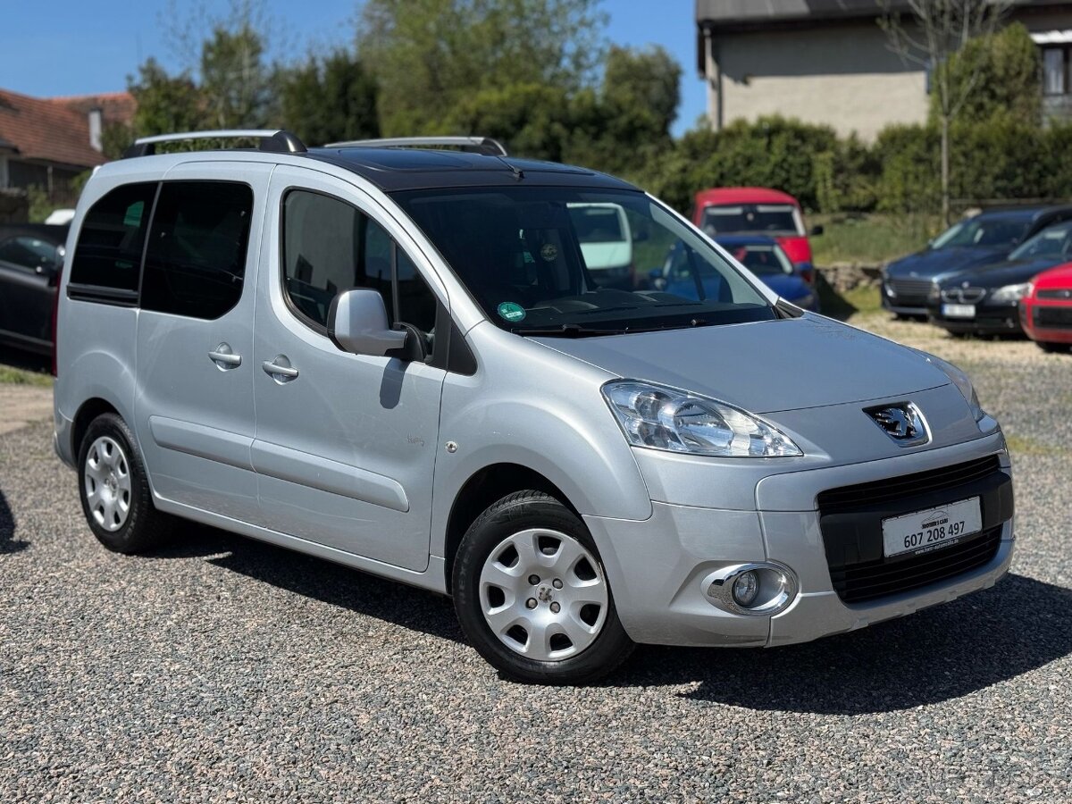 Peugeot Partner Tepee 1.6i 2011 bez koroze/2x kola