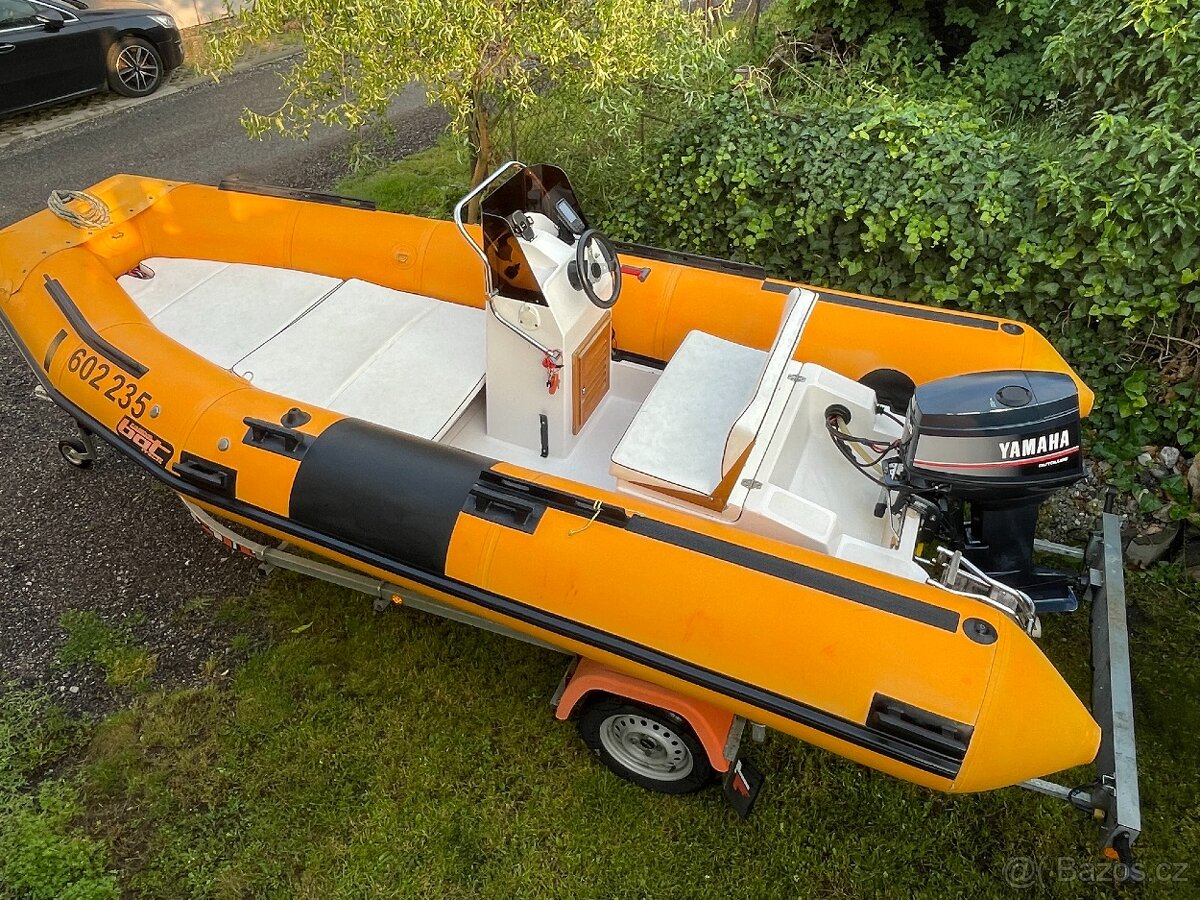 Motorová loď,  člun BAT 6 Grifo