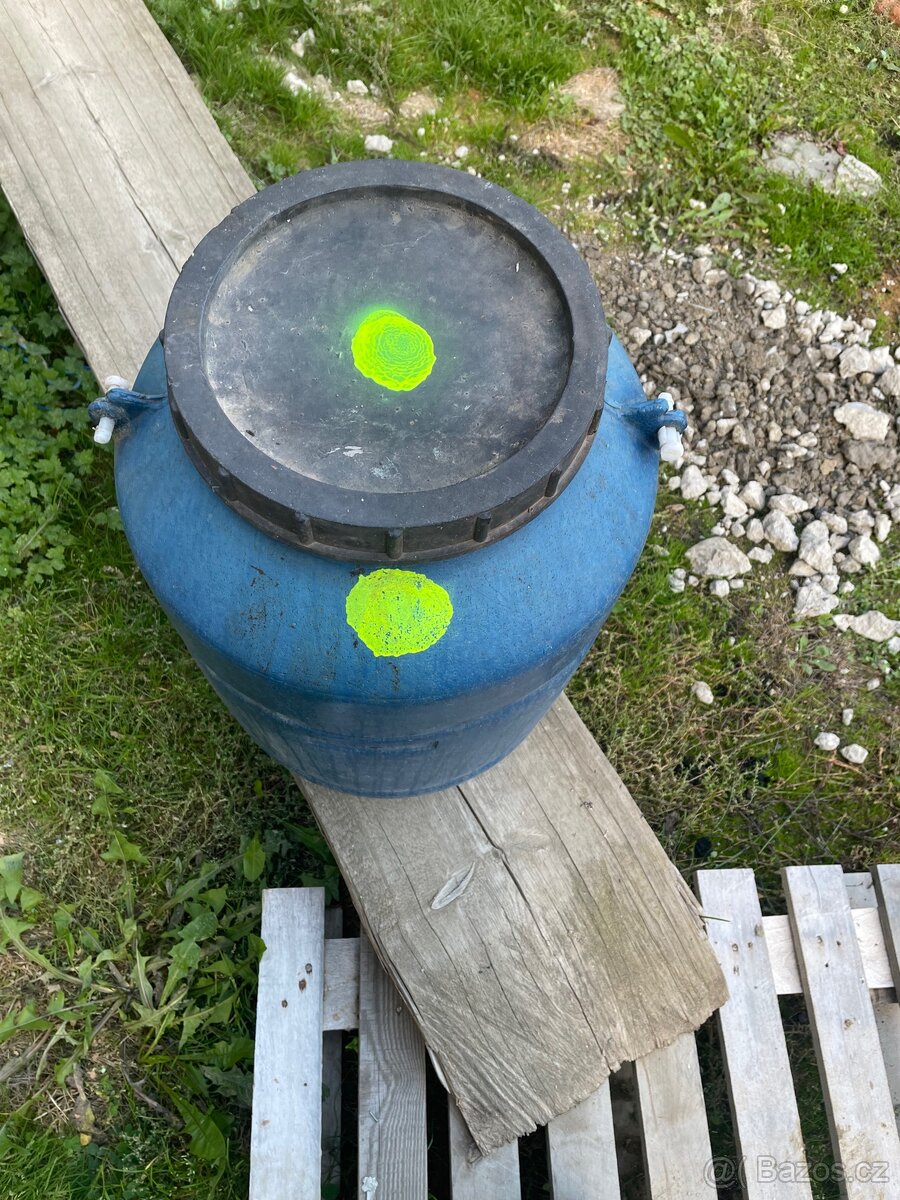 Plastové sudy 50/60l