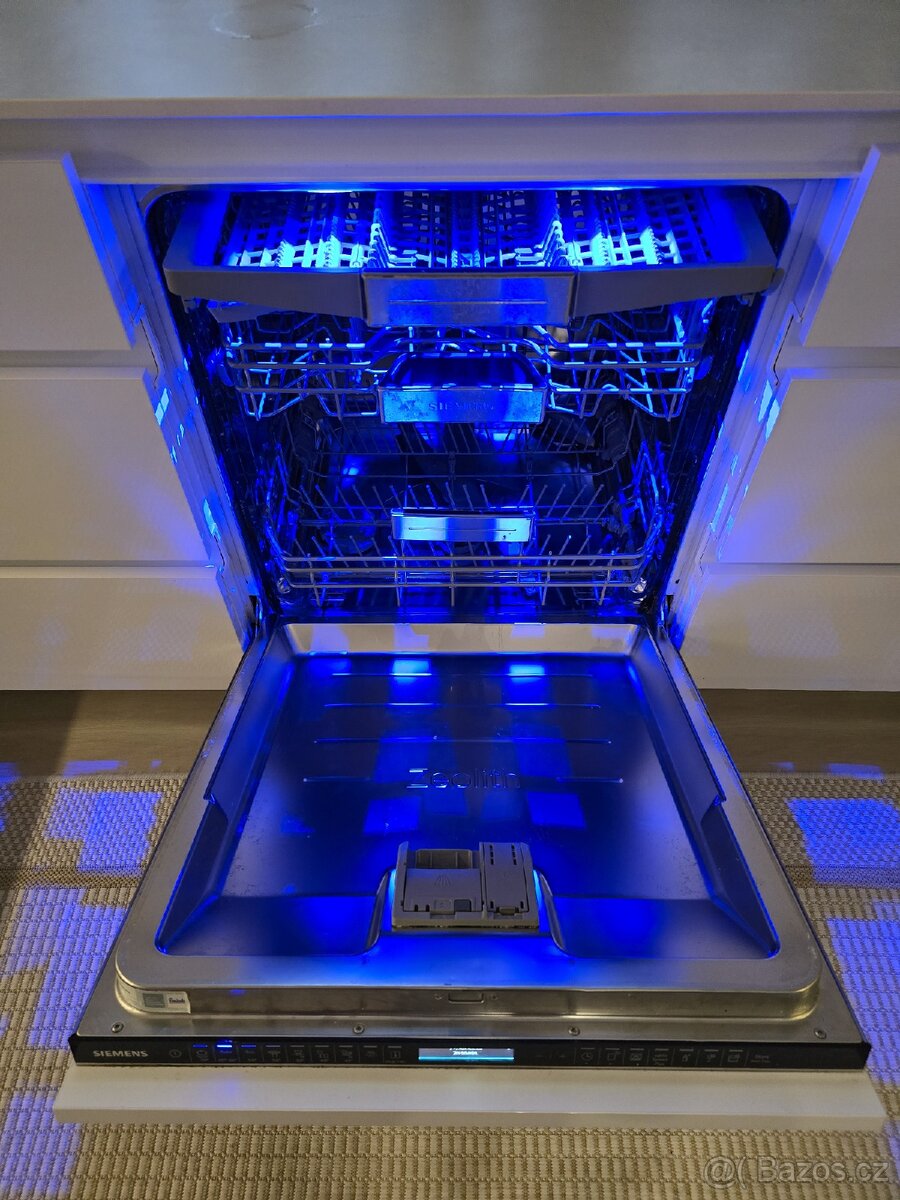 Myčka Siemens iQ700