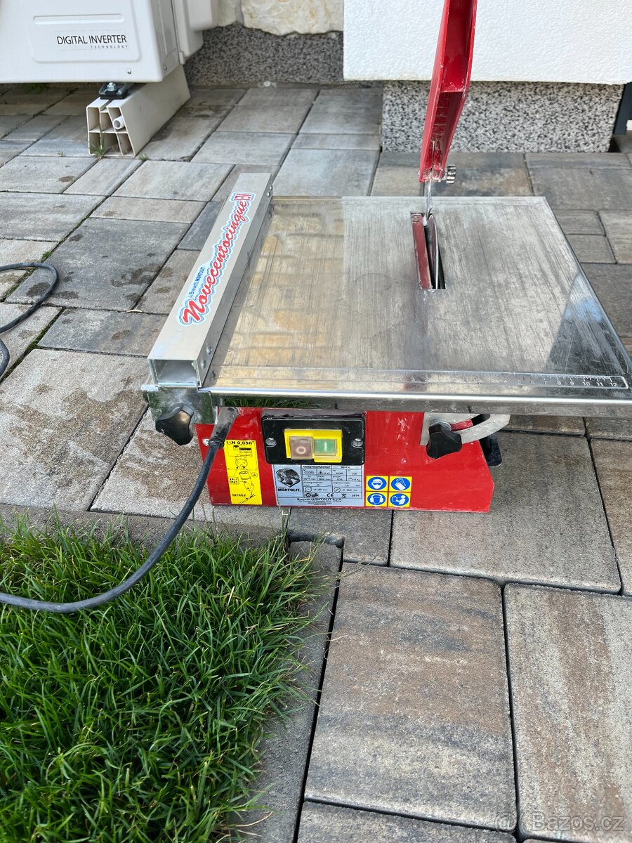 řezačka na obklady montolit 905EV