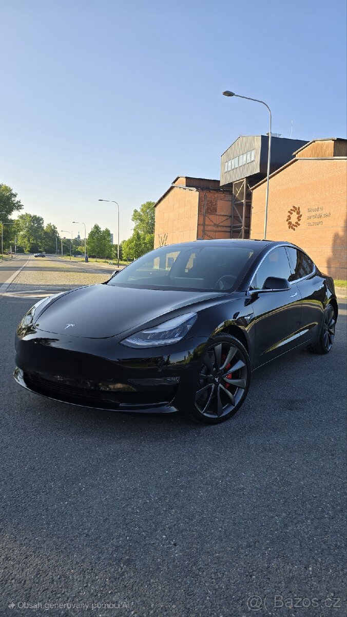 Tesla model 3 Performance, ZÁRUKA, odpočet DPH