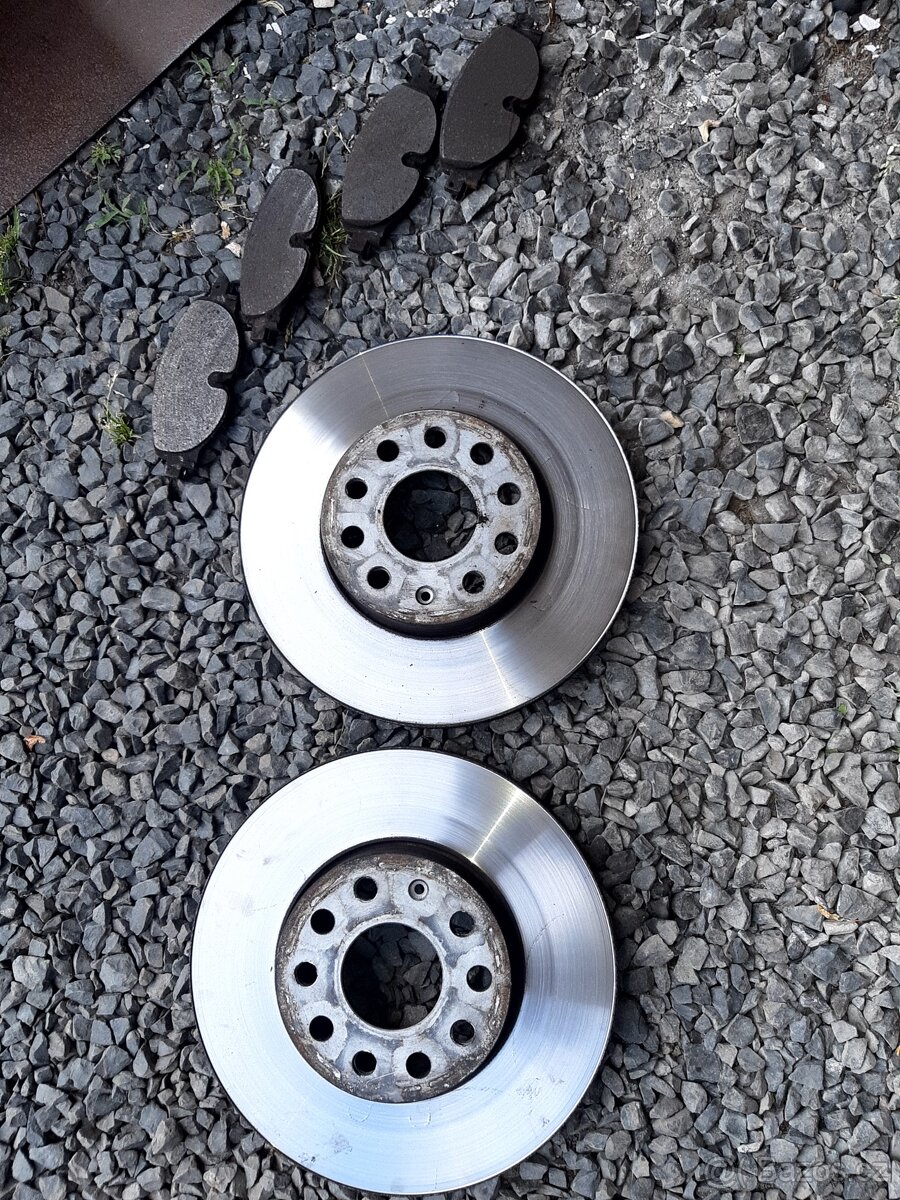 Brzdové kotouče 288mm Octavia 3