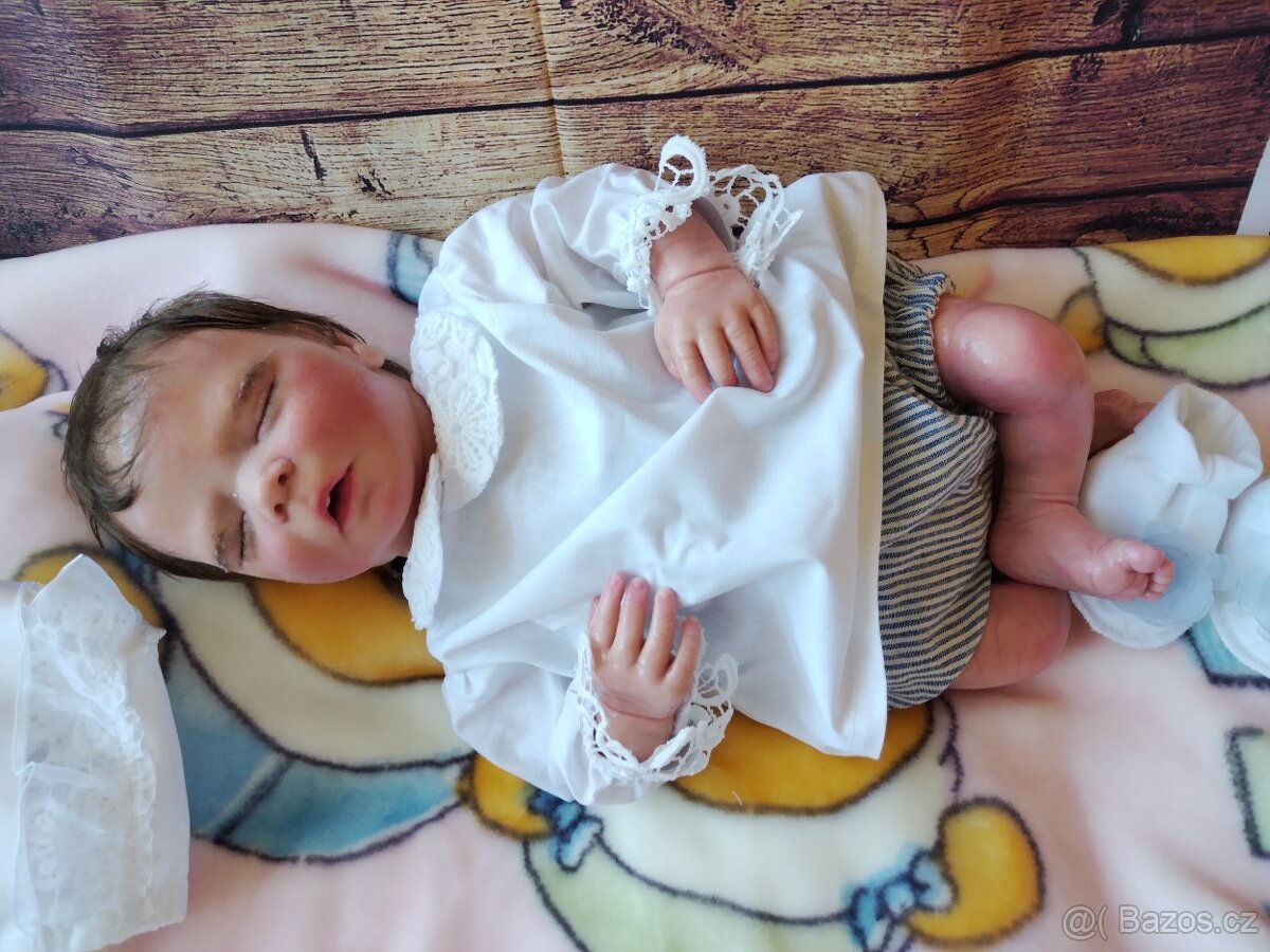 Reborn půl silikon Darenek