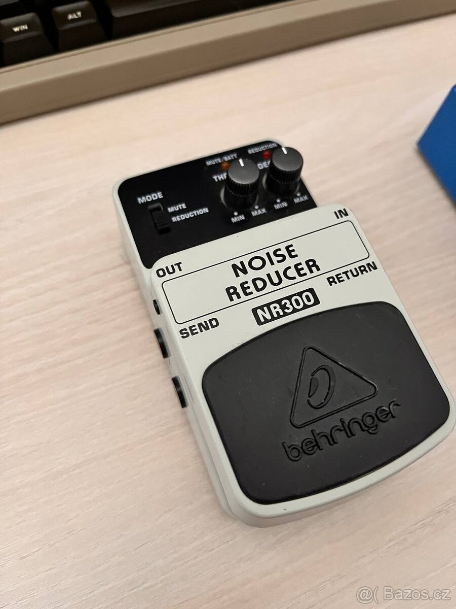 Kytarový pedál Behringer NR300 Noise Reducer, redukce šumu