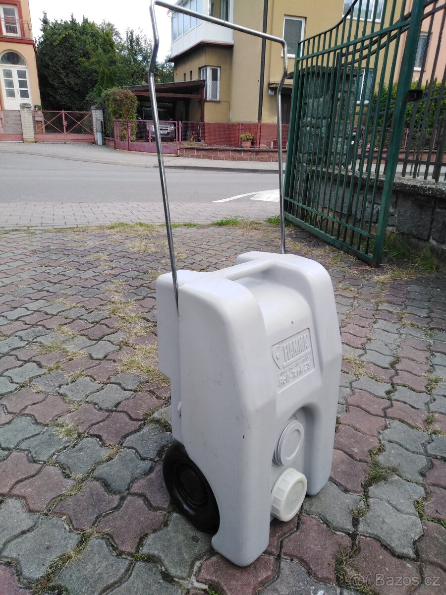 Odpadní nádrž Fiamma ke karavanu