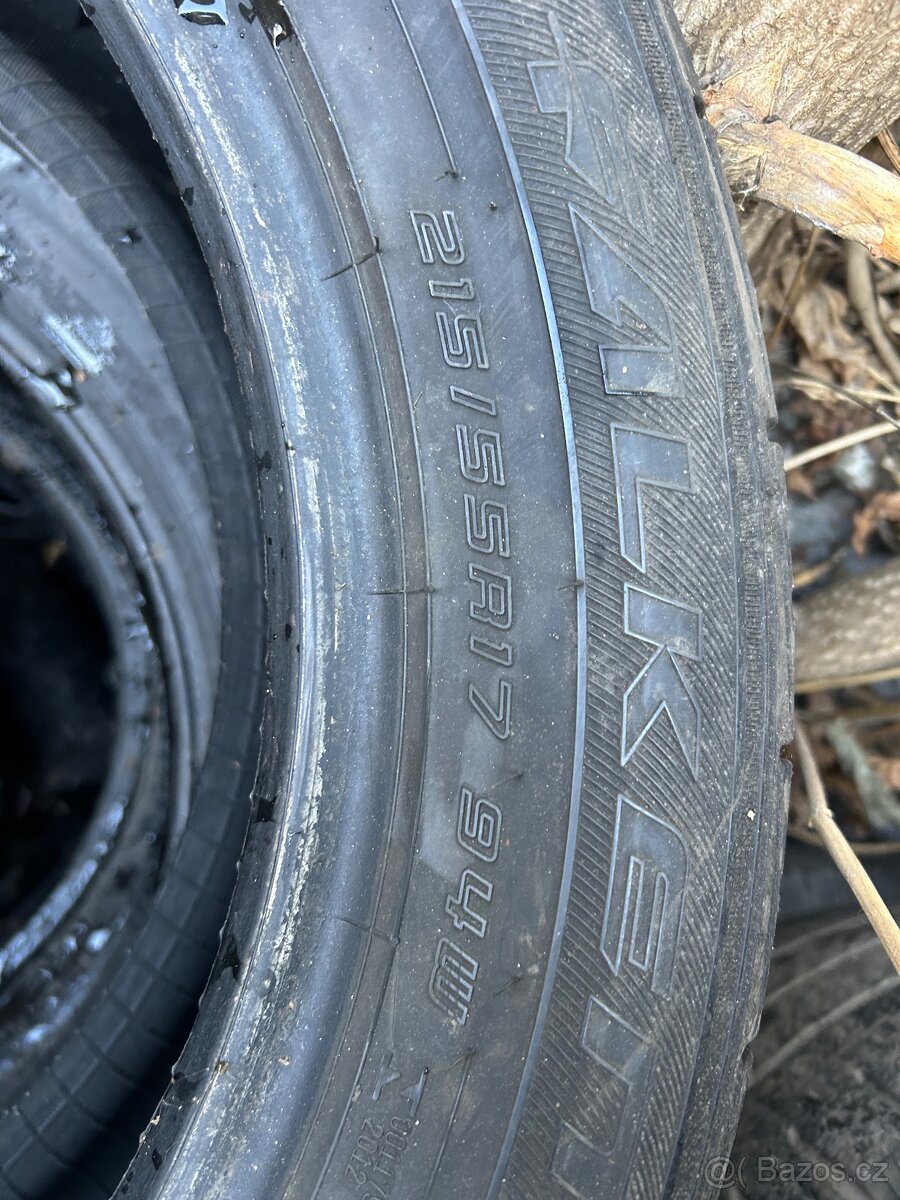 Letní pneu 215/55 R17 94W Falken