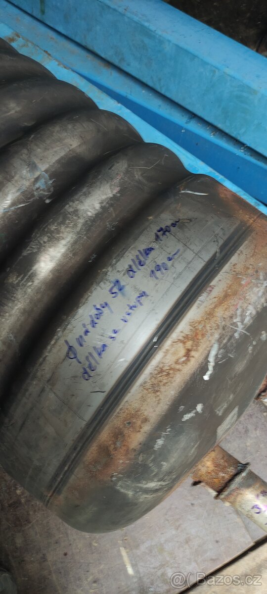 nerezová nádoba 330 litrů