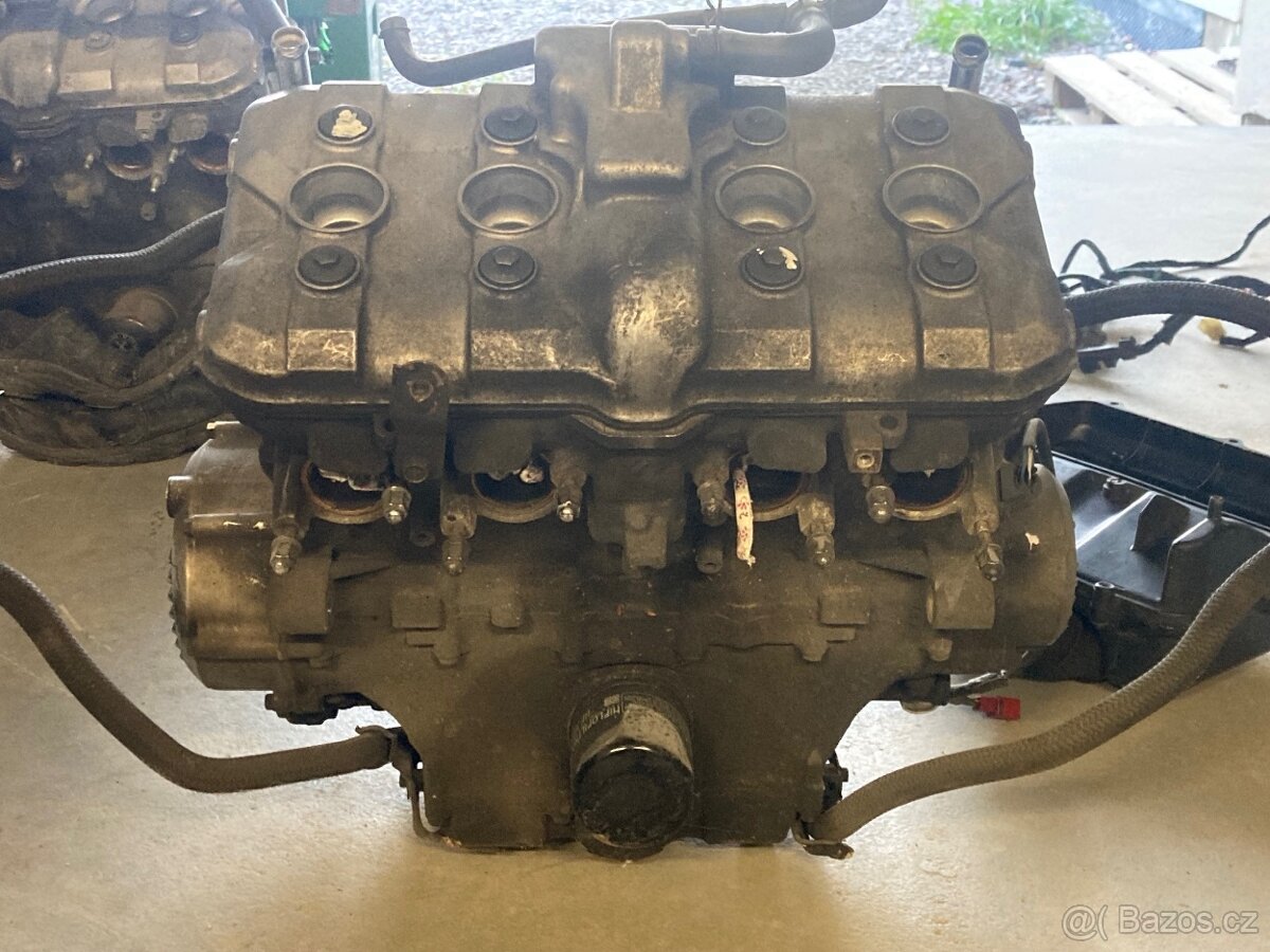 motor CBR 600 , svody, elektroinstalace