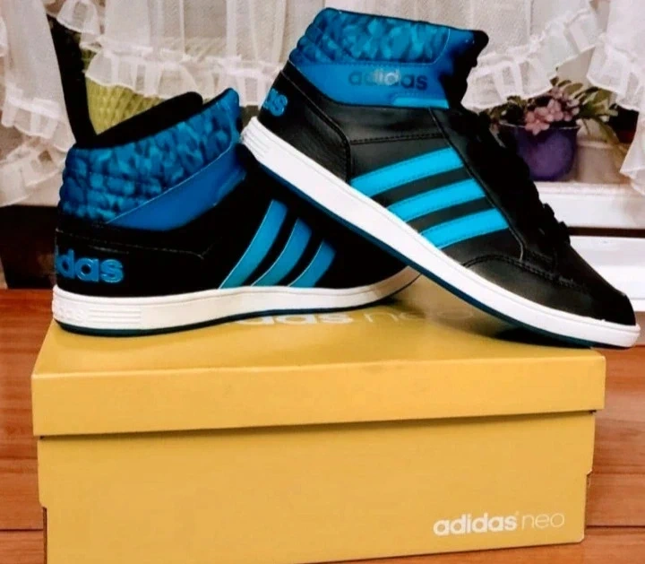 Kotníkové botasky Adidas