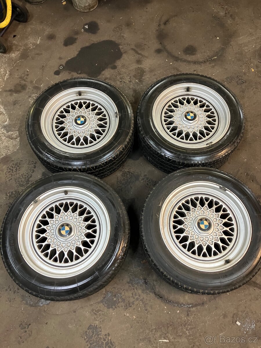 BMW Styiing 5 240/45 ZR415 16”