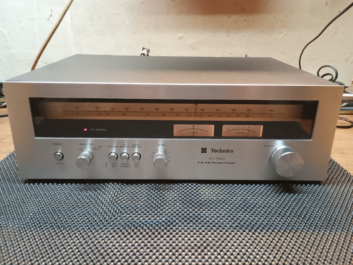 Vintage Tuner Technics ST-7600