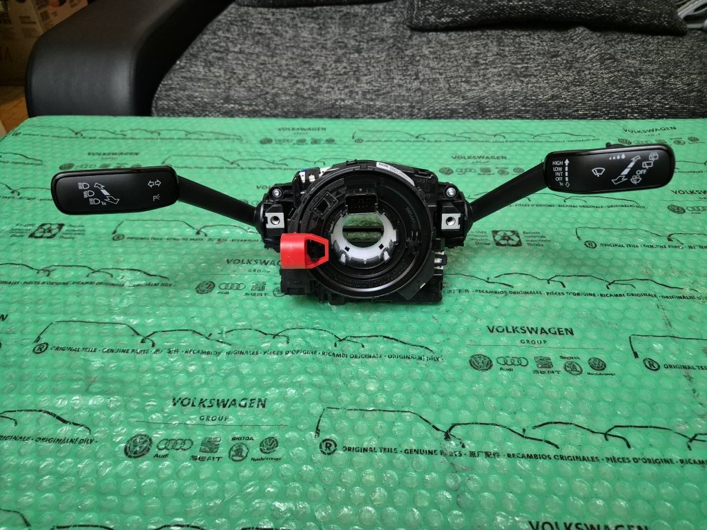 Škoda Octavia III, VW Golf VII, Seat Leon přepínač kombinov