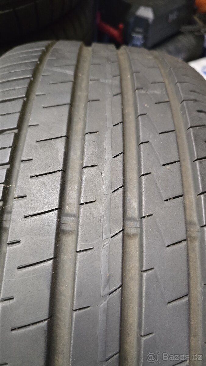 Falken 235/55R17