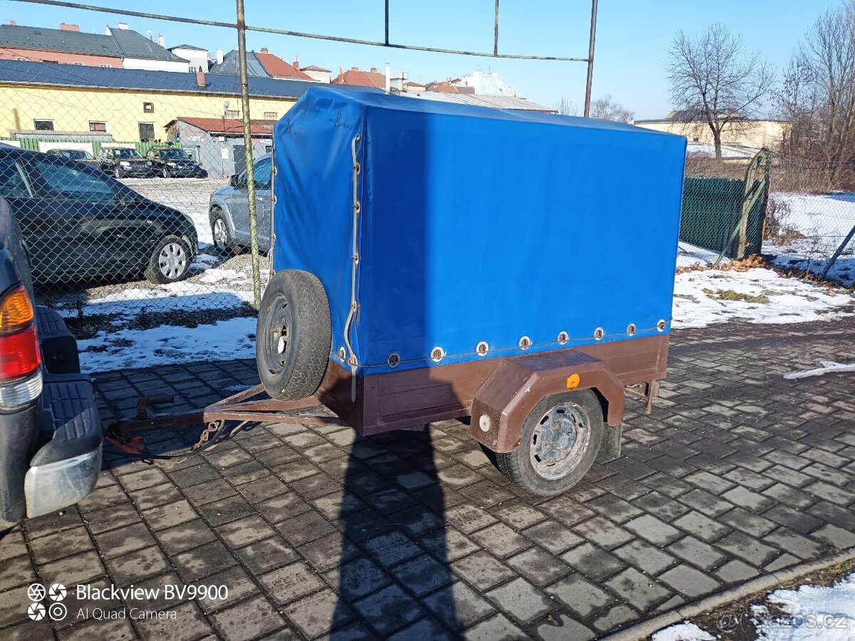 Přívěsný vozik r.v 1992 ,stk 1/2030