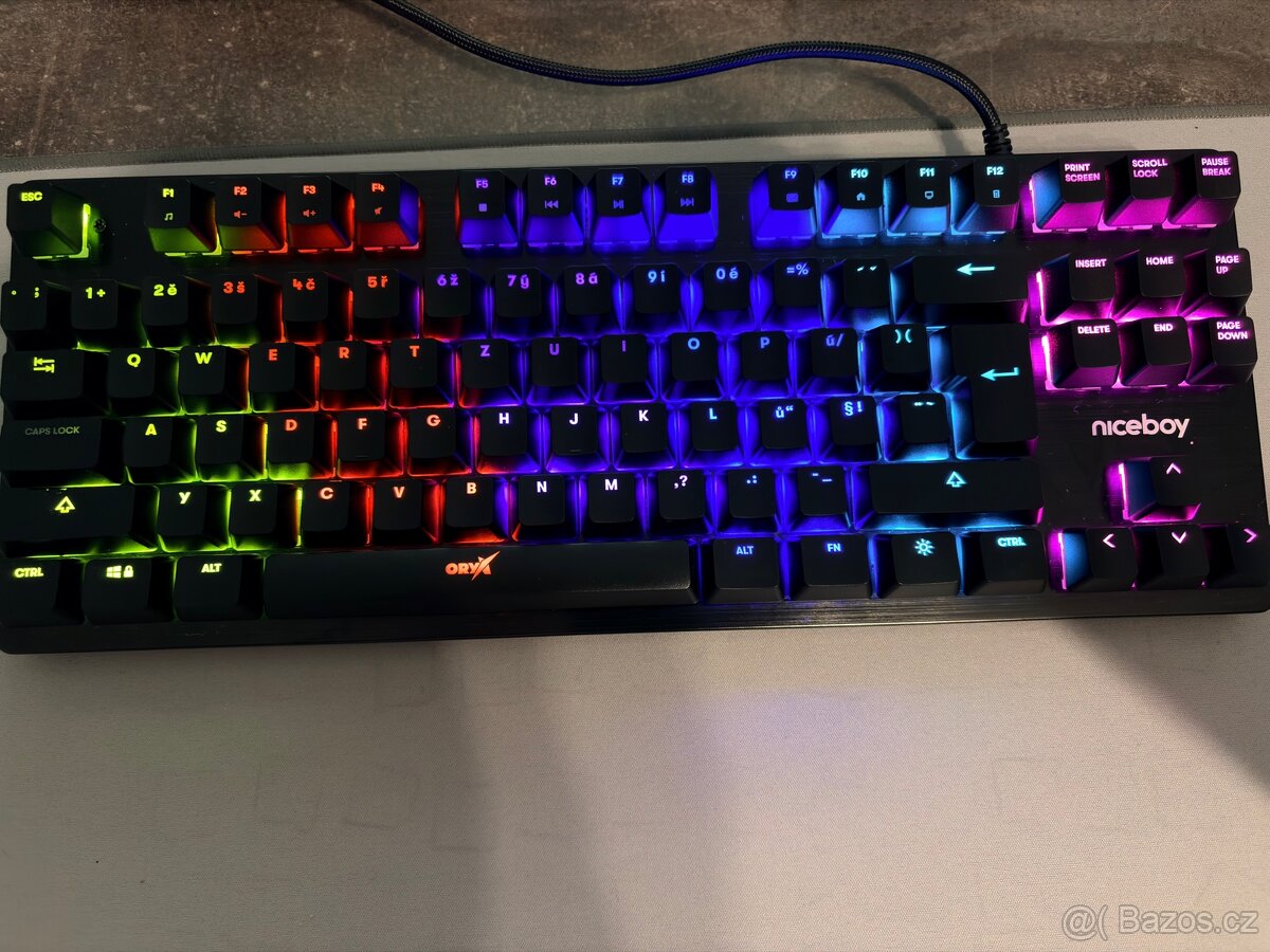 NiceBoy Herní klávesnice